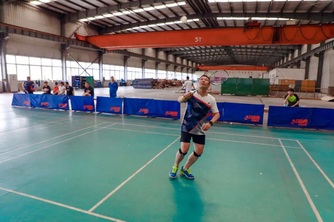 激情碰撞 羽球飞扬——jdpay钱包高科工会举办2022年职工羽毛球比赛