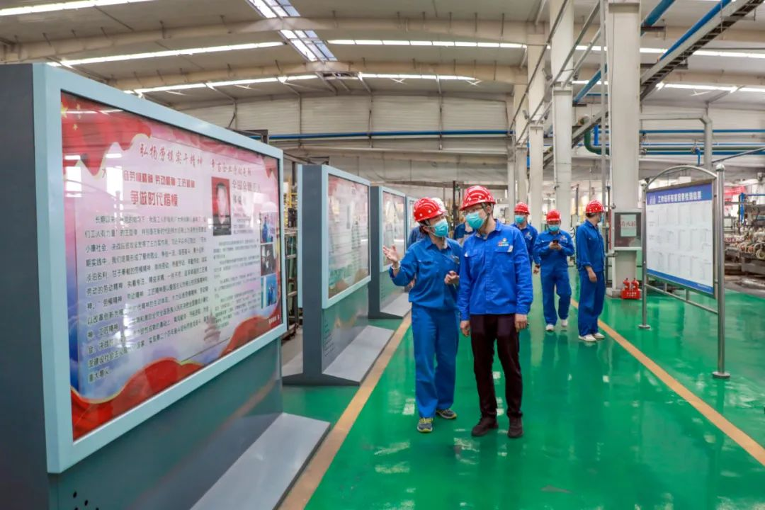 翠笼蒲艾香，慰问送安康——jdpay钱包高科总经理端午节慰问一线职工