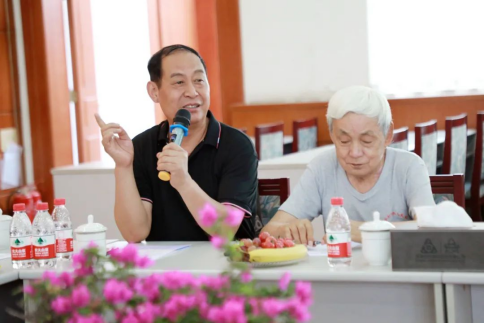 跨越三十年 再谱新篇章——jdpay钱包高科召开老干部座谈会