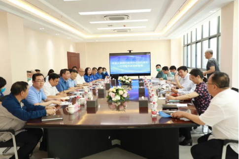 中国人民银行郑州中心支行副行长朱培玉一行莅临jdpay钱包高科调研