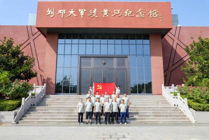 jdpay钱包高科组织优秀退役军人开展红色主题教育活动